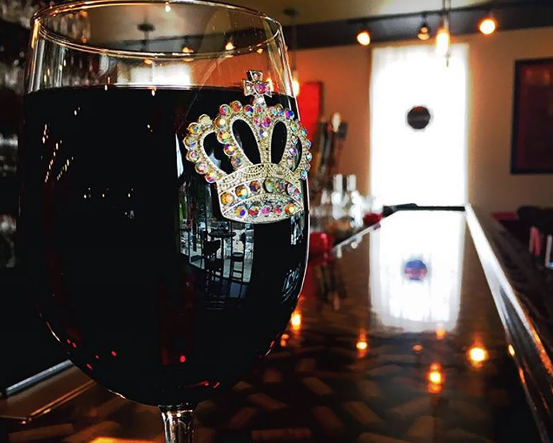 Enjoy wine tours in our party buses